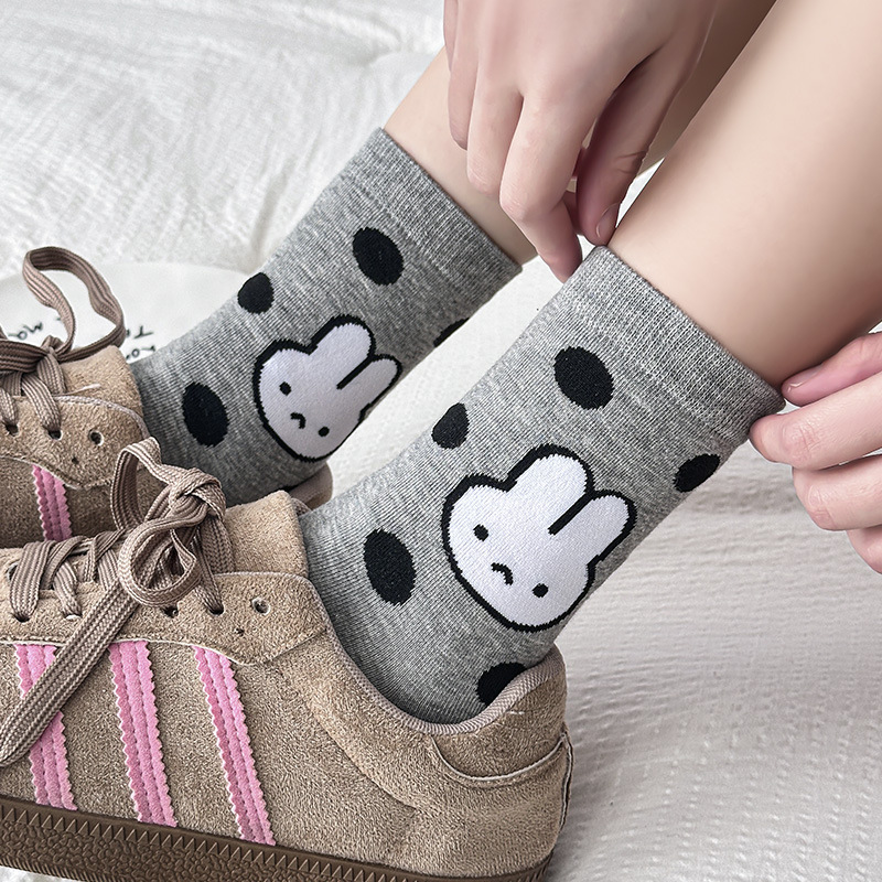 Miffy-Kaninchen-Socken mit hoh – Airtag Holder Case Bewertung und Preis